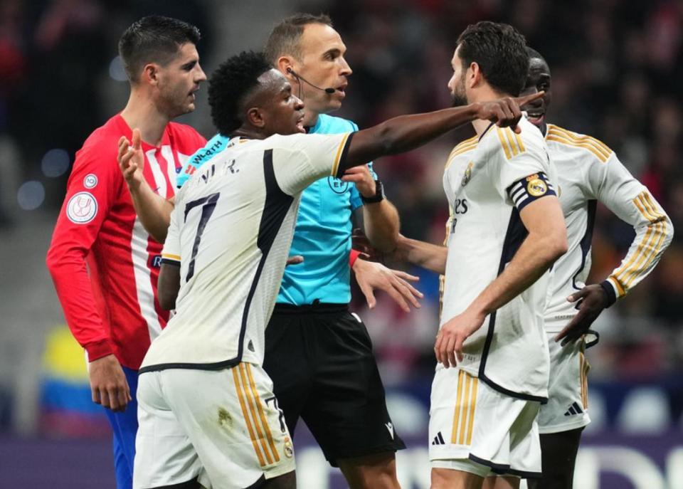 皇家马德里面对曼联，胜负难分的简单介绍