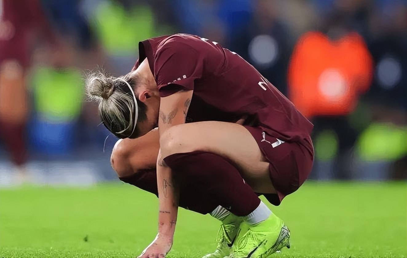 切尔西主力中场受伤，球队实力受削弱的简单介绍