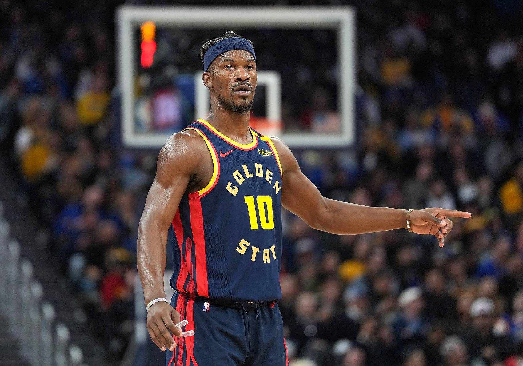 勇士客场力克森林狼，继续保持不败