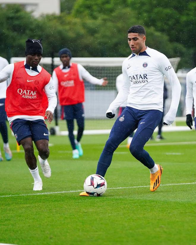 世俱杯冠军-阿雅克肖客场胜利，保级势头愈发强劲的简单介绍