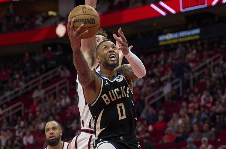 雄鹿堡成功击败对手，保持不败纪录