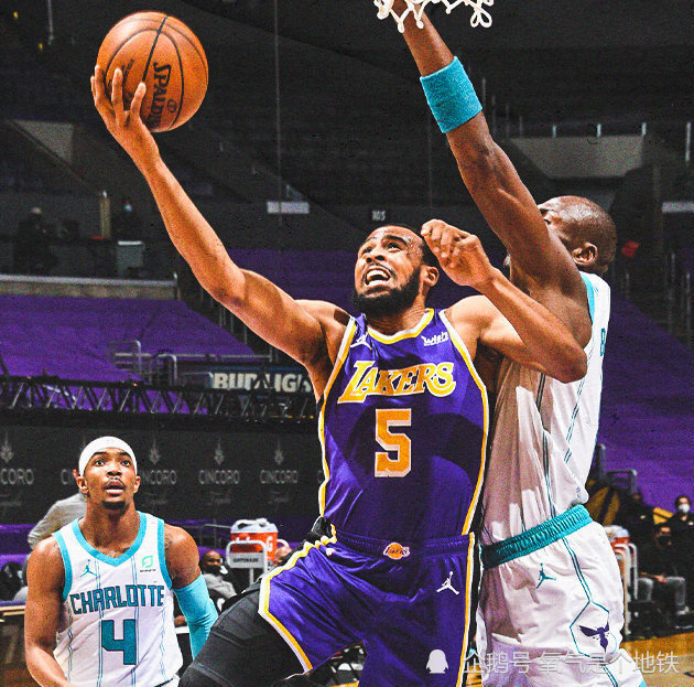 快船主场逆转黄蜂，雷吉关键时刻定位稳定胜局