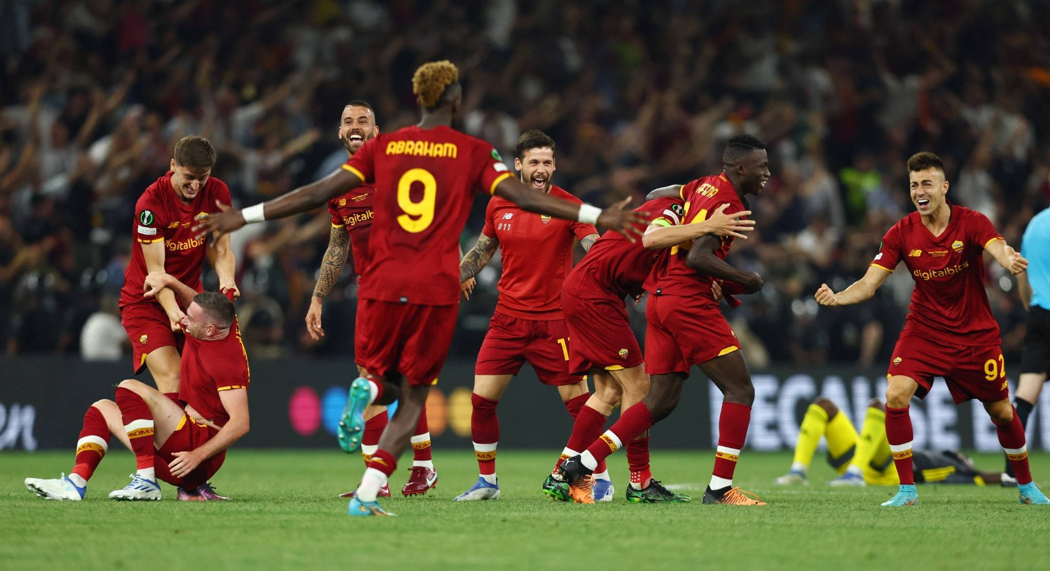 佛罗伦萨主场击败热那亚，豪取胜利的简单介绍