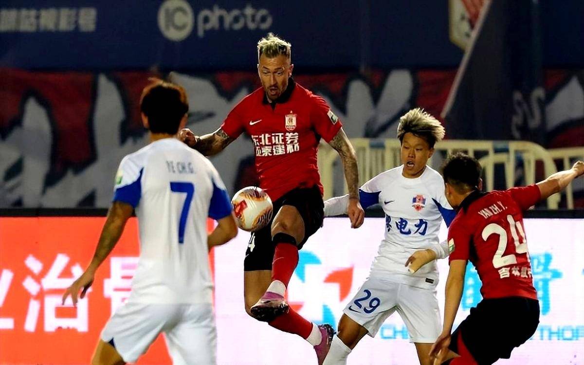 世俱杯改制-中超豪强逐鹿赛场，结果引人期待不已