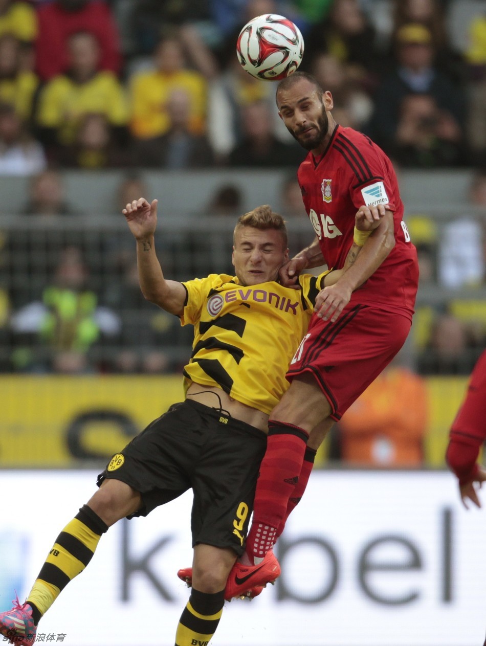 球队击败劲敌，士气大增