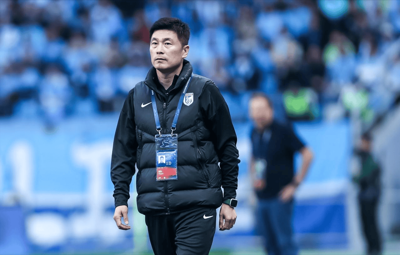 国安战永昌，主帅怒斥球员团结争胜