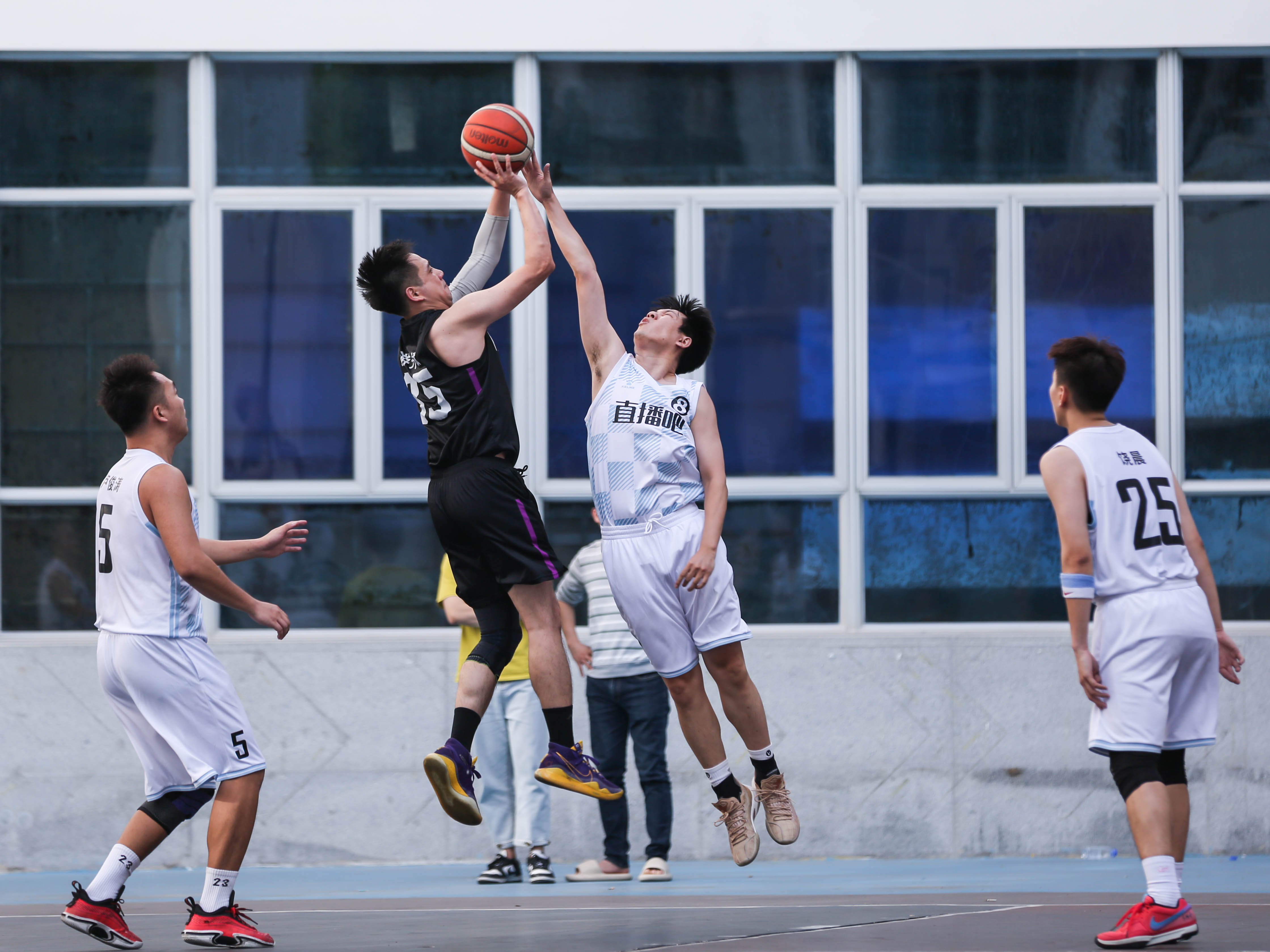 世俱杯改制-包含篮球比赛直播观看人数攀升，收视率飙升的词条