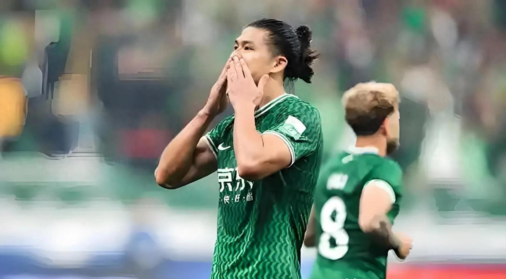 世俱杯直播-包含上海申花主场迎战青岛黄海，团结一心的词条