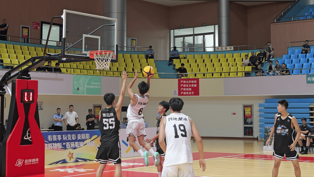 台湾篮球大赛上历史佳绩球员集体出战的简单介绍