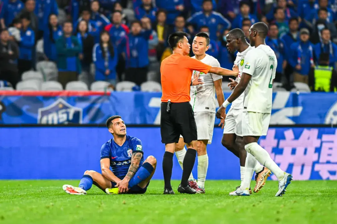 国安连胜停滞！深圳佳兆业主场战平国安的简单介绍