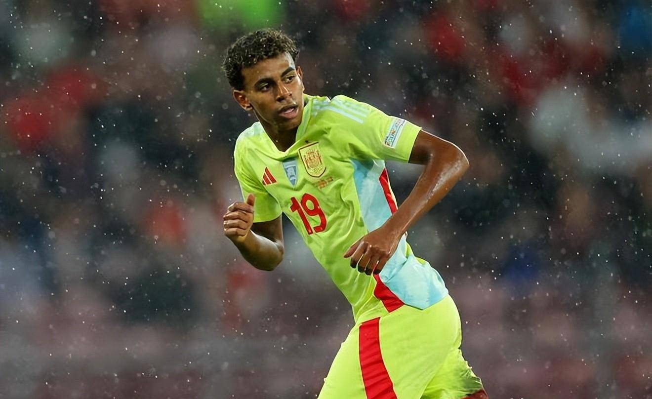 关于欧国联比赛中一场历史性胜利震惊球迷的信息