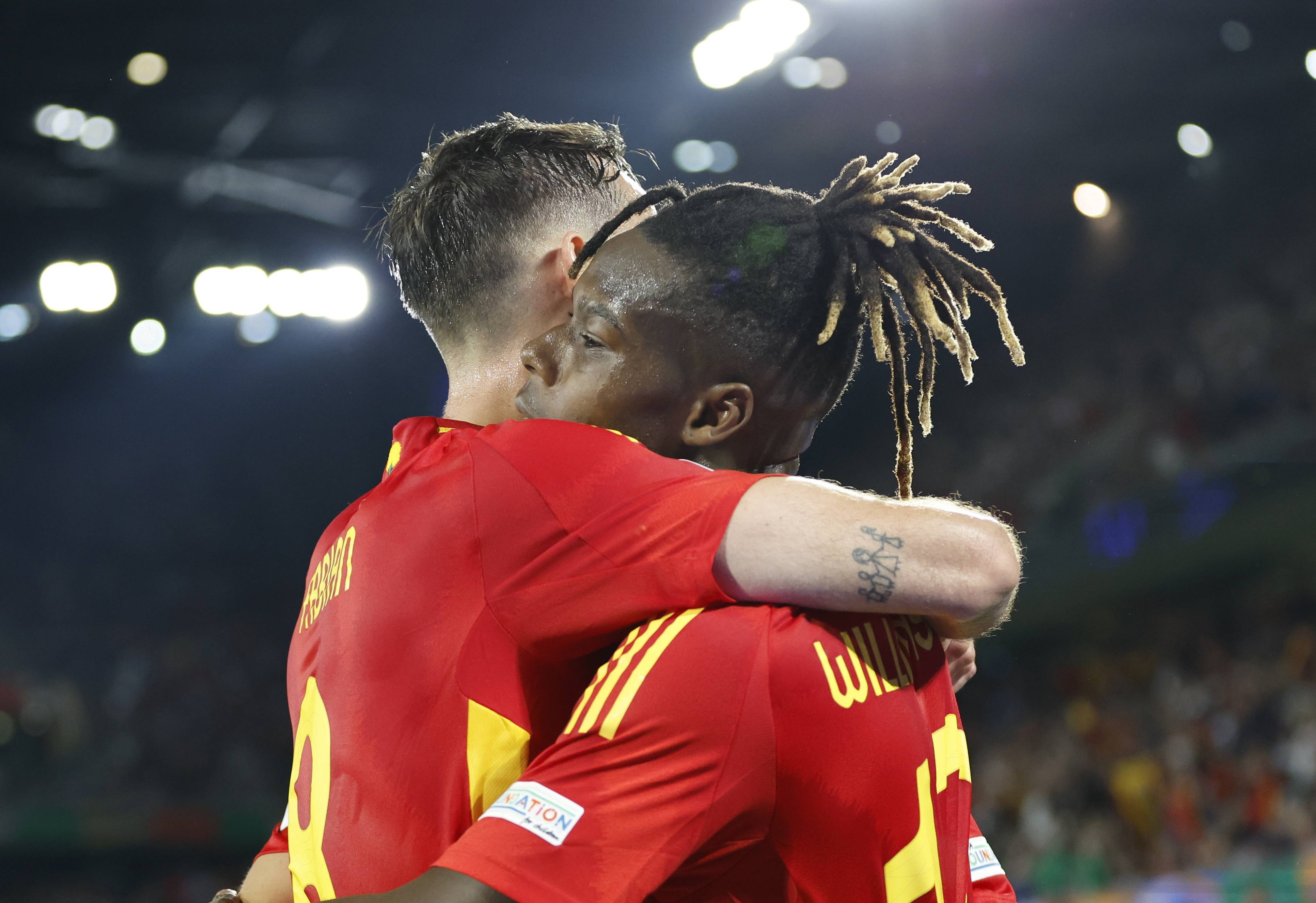 世俱杯决赛-西班牙队凭借进球优势晋级16强