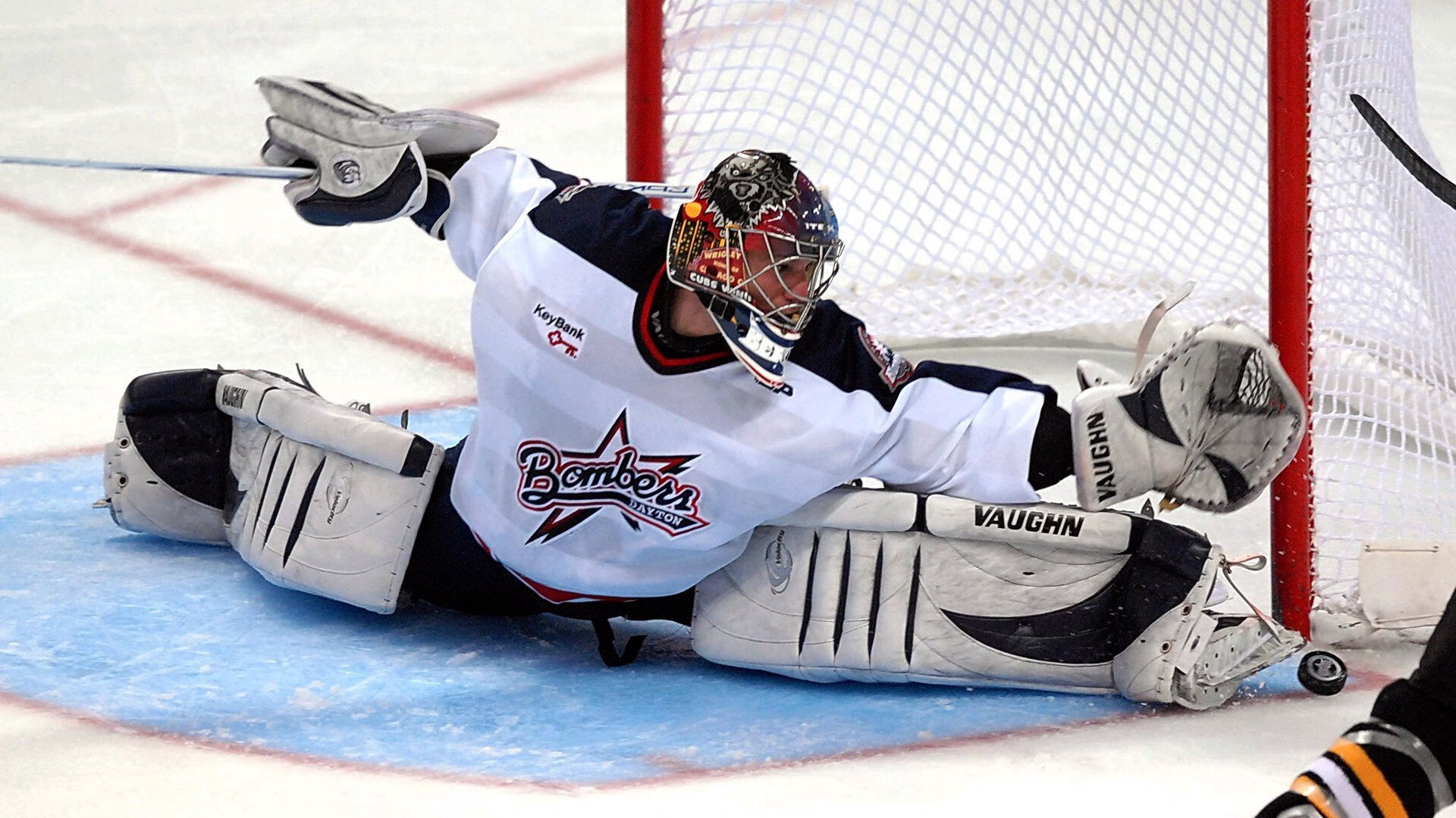 若日尼奥的手术刀，切割希腊混凝土防线的艺术