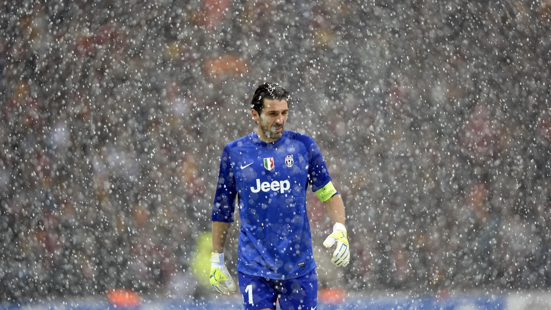 世俱杯时间-永恒之城的烽火，加维一击洞穿基辅铁壁